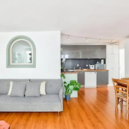 Apartment Charming 1br Flat Near Gare De L'est & Canal Saint-martin